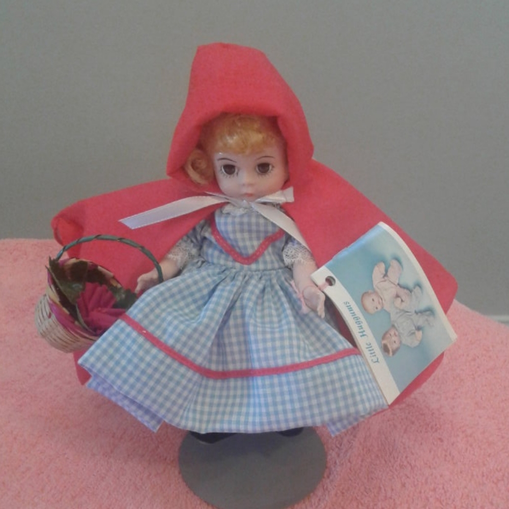 RED RIDING HOOD DOLL